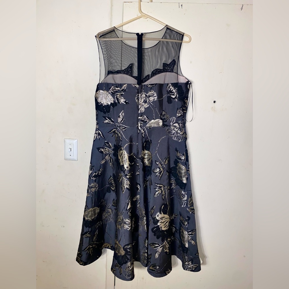Teri jon dress worn once. Great for any occasion. Great condition like new